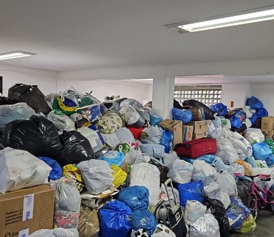 ENCHENTES:SANTA CATARINA ARRECADA 49 TONELADAS DE SUPRIMENTOS PARA SOCORRO ÀS FAMÍLIAS DO RIO GRANDE DO SUL