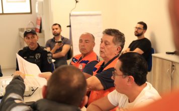 FLORIANÓPOLIS: EQUIPES EMERGENCIAIS ATUAM NA RECUPERAÇÃO DAS ÁREAS ATINGIDAS ´PELAS CHUVAS E ALAGAMENTOS