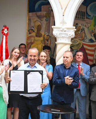 RESPEITO À VIDA: GOVERNO DE SC INVESTE EM PROGRAMAS DE BEM-ESTAR AO IDOSOS