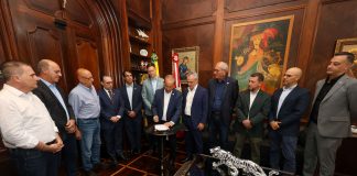 GOVERNO DE SC ABRE EDITAL DE CHAMAMENTO PÚBLICO PARA CONCESSÃO DO PORTO DE IMBITUBA