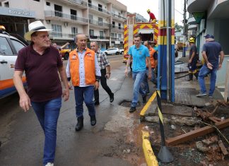 SC: GOVERNADOR JORGINHO MELLO REFORÇA ATUAÇÃO DO ESTADO NAS CIDADES ATINGIDAS PELAS CHUVAS