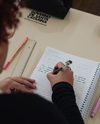 REDE ESTADUAL DE ENSINO: SANTA CATARINA OFERECE CURSO GRATUITO SOBRE O ENEM