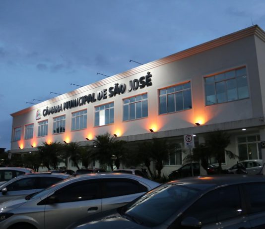 PLANO DIRETOR DE SÃO JOSÉ ESTARIA ABRINDO BRECHAS PARA AUMENTO NO GABARITO DE CONSTRUÇÃO DE PRÉDIOS