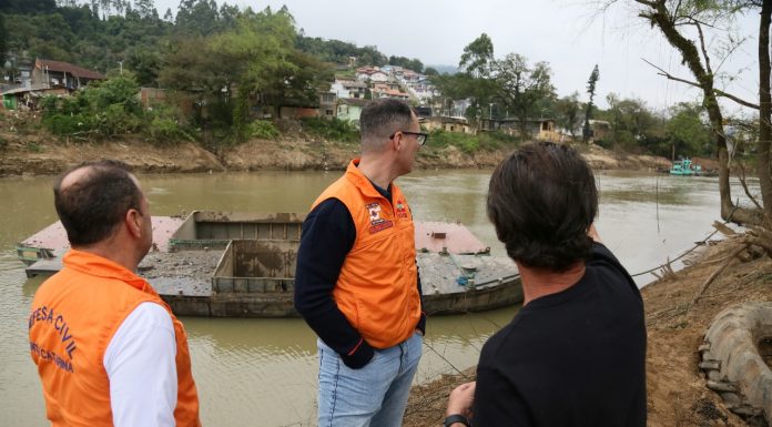 OBRAS DE PREVENÇÃO CONTRA ENCHENTES EM SANTA CATARINA ESTÃO AVANÇADAS