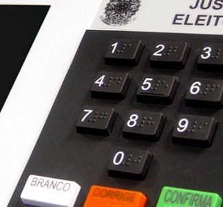 ELEIÇÕES 2024 EM SC: TRE PROMOVE CERIMÔNIA PÚBLICA SOBRE SEGURANÇA DAS URNAS ELETRÔNICAS