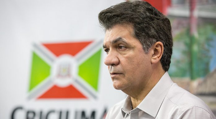 TRIBUNAL DE JUSTIÇA MANTÉM PRISÃO SO PREFEITO CLESIO SALVARO DE CRICIÚMA