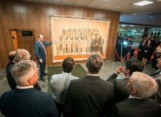 ALESC: EXPOSIÇÃO DE ARTE CELEBRA OS 35 ANOS DA CONSTITUIÇÃO DE SANTA CATARINA