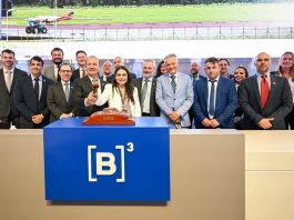 REGISTRO HISTÓRICO: GOVERNO DE SANTA CATARINA DEFINE CONCESSÃO DO AEROPORTO DE JAGUARUNA