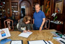 SC: GOVERNADOR JORGINHO MELLO EMBARCA PARA O CHILE EM VIAGEM DE NEGÓCIOS