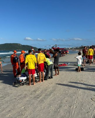 ESTAÇÃO VERÃO: CORPO DE BOMBEIROS MILITAR MOBILIZADO NAS PRAIAS DO LITORAL CATARINENSE