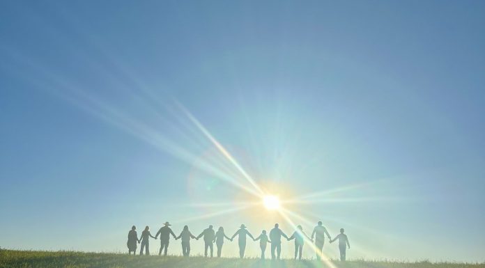 AURORA COOP: “SOMOS AS MILHARES DE HISTÓRIAS QUE ESCREVEM AS NOSSAS”