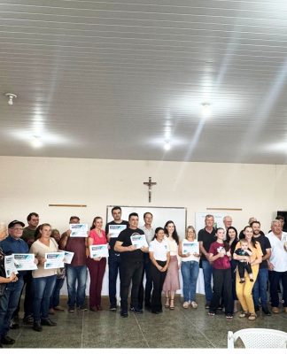 AGRICULTORES DE PORTO UNIÃO RECEBEM ESCRITURAS PELO PROGRAMA “LAR LEGAL RURAL”