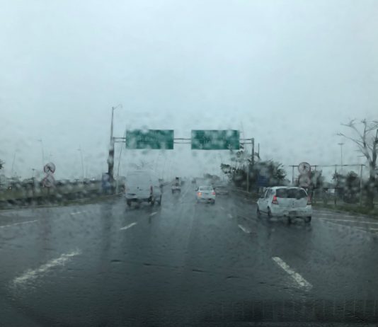 CHUVAS INTENSAS COM ALERTAS DE INUNDAÇÕES EM SANTA CATARINA