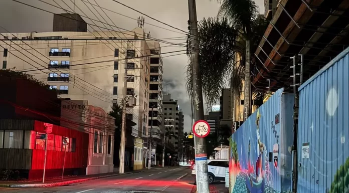 MINISTÉRIO PÚBLICO APURA CAUSAS DE APAGÃO EM FLORIANÓPOLIS NA NOITE DO RÉVEILLON
