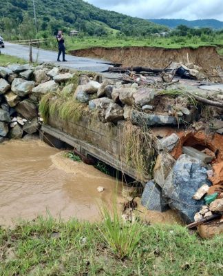CHUVAS: PREFEITO ORVINO COELHO DE ÁVILA DECRETA SITUAÇÃO DE EMERGÊNCIA EM SÃO JOSÉ