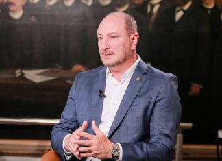 DEPUTADO MAURO DE NADAL PRESTA CONTAS DA GESTÃO NA PRESIDÊNCIA DA ASSEMBLEIA LEGISLATIVA DE SANTA CATARINA