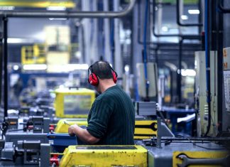 PLENO EMPREGO: SANTA CATARINA ALCANÇA MARCA HISTÓRICA NA OFERTA DE POSTOS DE TRABALHO