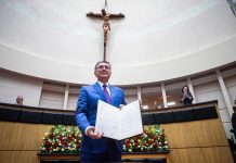 POSSE EM FLORIANÓPOLIS: MOBILIDADE E SANEAMENTO SÃO PRIORIDADES DO PREFEITO TOPAZIO NETO