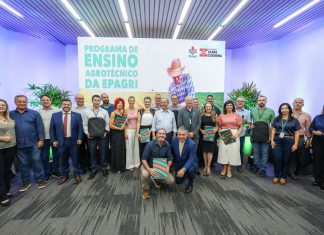 GOVERNADOR JORGINHO MELLO LANÇA PROGRAMA AGROTÉCNICO EM SANTA CATARINA
