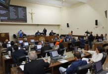 CÂMARA MUNICIPAL APROVA ALTERAÇÕES NA REGULAMENTAÇÃO DOS SERVIÇOS DE TÁXI EM FLORIANÓPOLIS