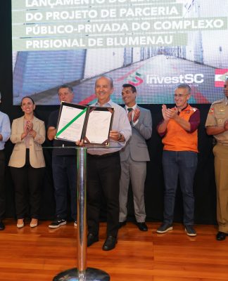 INVESTSC: 20 ANOS ATRAINDO INVESTIMENTOS COM PARCERIAS PARA O ESTADO E MUNICÍPIOS DE SANTA CATARINA