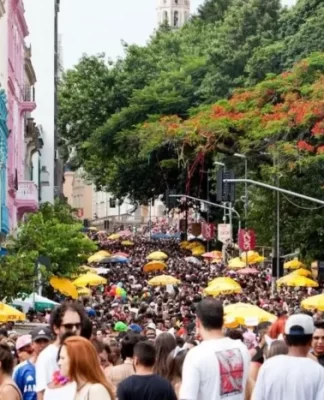 CONCURSO VAI DEFINIR HOJE OS VENCEDORES DAS MARCHINHAS DE CARNAVAL DE FLORIANÓPOLIS