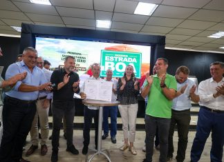 “SC LEVADA A SÉRIO”: GOVERNADOR JORGINHO MELLO ANUNCIA RECURSOS PARA A REGIÃO DO ALTO VALE DO ITAJAÍ