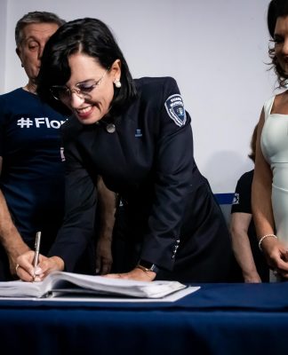 VICE-PREFEITA MARYANNE MATTOS ASSUME A PREFEITURA DE FLORIANÓPOLIS