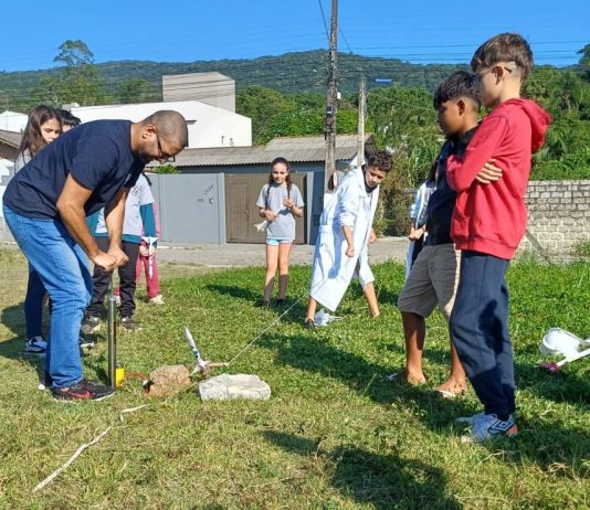 OLIMPÍADA DE ASTRONOMIA E ASTRONÁUTICA CHEGA ÀS ESCOLAS DE FLORIANÓPOLIS