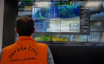 DEFESA CIVIL: TREINAMENTO SOBRE AÇÕES DE EMERGÊNCIA CONTRA ENCHENTES EM SÃO JOSÉ