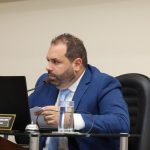 PREFEITO DE FLORIANÓPOLIS SANCIONA LEI QUE PADRONIZA SIGLA PARA PESSOA COM DEFICIÊNCIA