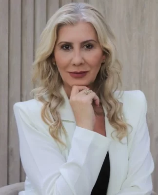 GOVERNADOR JORGINHO MELLO VAI EMPOSSAR AMANHÃ A NOVA SECRETÁRIA ESTADUAL DA EDUCAÇÃO