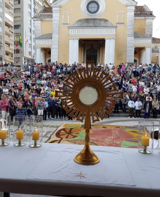 FUNCIONAMENTO DE SERVIÇOS PÚBLICOS NO FERIADO EM FLORIANÓPOLIS