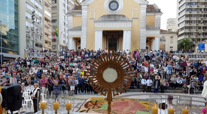 FUNCIONAMENTO DE SERVIÇOS PÚBLICOS NO FERIADO EM FLORIANÓPOLIS