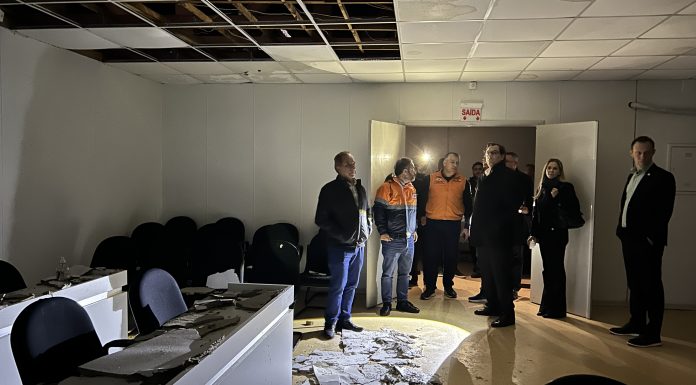 SC: TEMPESTADE NO OESTE DEIXA RASTRO DE DESTRUIÇÃO E FORÇA SITUAÇÃO DE EMERGÊNCIA EM ABELARDO LUZ