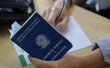 SANTA CATARINA OFERECE MAIS DE 8 MIL VAGAS DE EMPREGO EM JUNHO E COM DESTAQUE PARA INCLUSÃO DE PCD