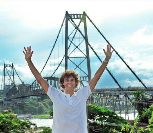 FLORIANÓPOLIS COMEMORA SÁBADO O DIA DO MANEZINHO