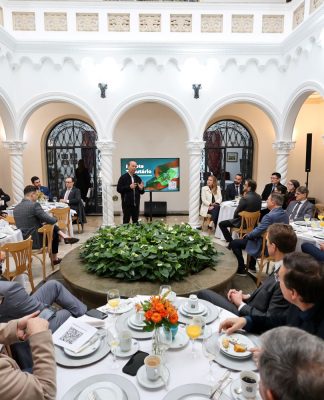 GOVERNADOR JORGINHO MELLO APRESENTA PACOTE DE MEDIDAS COM FOCO EM INFRAESTRUTURA, SEGURANÇA E ECONOMIA