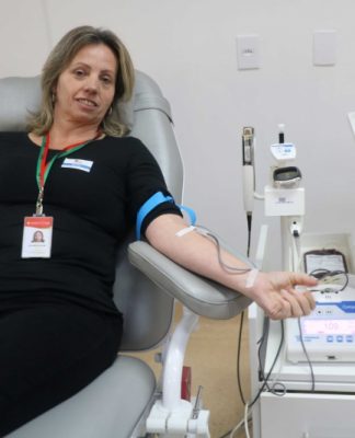 DOAÇÃO DE SANGUE VIRA COMPROMISSO PERMANENTE NA ALESC E AJUDA A SALVAR MILHARES DE VIDAS