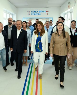GOVERNADOR JORGINHO MELLO OFICIALIZA ESTADUALIZAÇÃO DO HOSPITAL RUTH CARDOSO DE BALNEÁRIO CAMBORIÚ: “COMPROMISSO COM A SAÚDE”