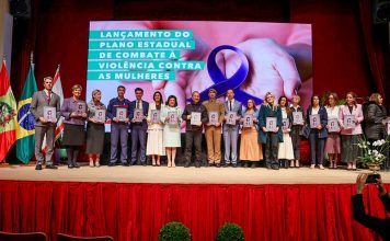 COMPROMISSO DE ESTADO: SC QUER SE TORNAR REFERÊNCIA NACIONAL NO COMBATE À VIOLÊNCIA CONTRA A MULHER