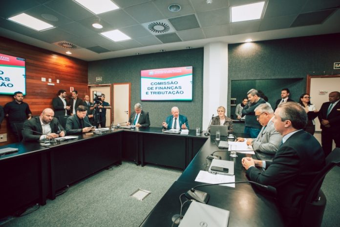 tributos