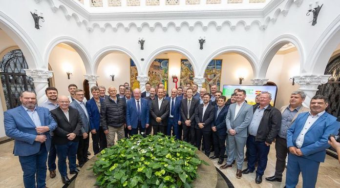 GOVERNADOR JORGINHO MELLO LIBERA R$ 22 MILHÕES PARA COOPERATIVAS DE ENERGIA EM SC