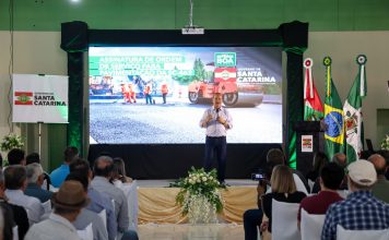 GOVERNADOR JORGINHO MELLO TRANSFORMA SONHO DE 40 ANOS EM REALIDADE: SC-462 SERÁ PAVIMENTADA EM MATOS COSTA