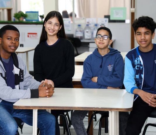 SANTA CATARINA É REFERÊNCIA NACIONAL EM ACOLHIMENTO PEDAGÓGICO A ESTUDANTES MIGRANTES