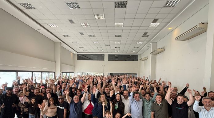 JOÃO E VALDIR COBALCHINI LANÇAM MOVIMENTO POLÍTICO NA GRANDE FLORIANÓPOLIS PARA 2026