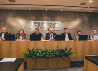 FIESC ENTREGA PAUTA DA INDÚSTRIA CATARINENSE AO FÓRUM PARLAMENTAR EM BRASÍLIA