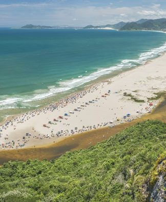 PALHOÇA SE PREPARA PARA RECEBER A TAÇA BRASIL 2025 DE SURF