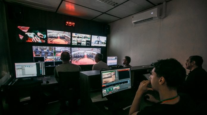 TVAL COMPLETA 25 ANOS E LANÇA PROGRAMAÇÃO RENOVADA PARA APROXIMAR CATARINENSES DO PARLAMENTO