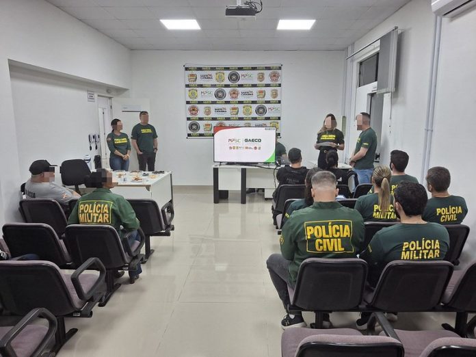 54889806681_0c40e12dfa_c